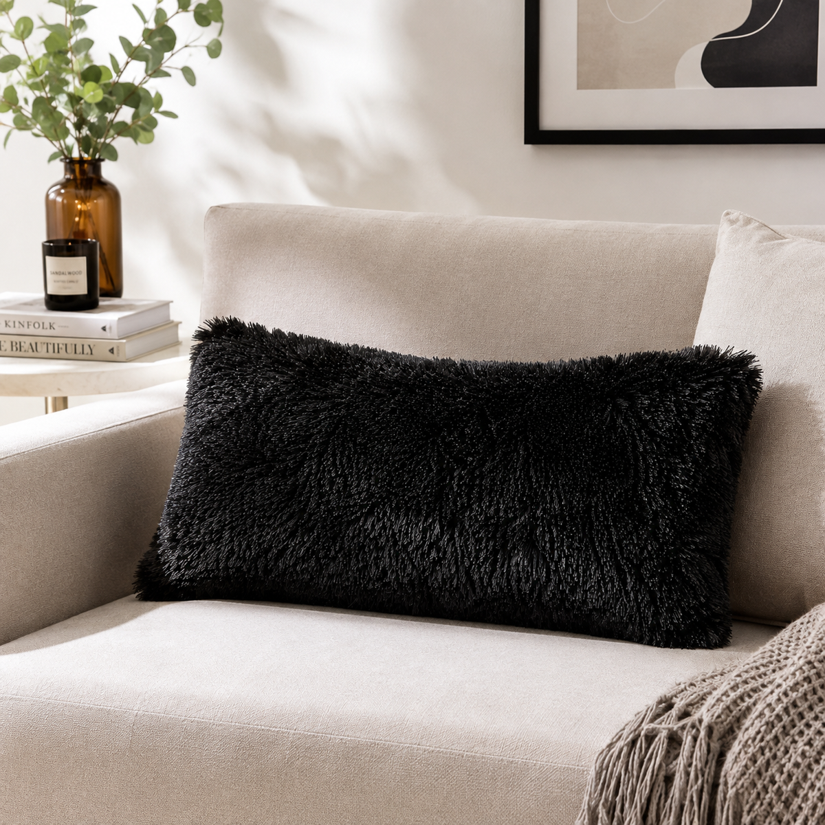 Almohada de Pelo Largo Negra Ultra Suave Tipo Peluche